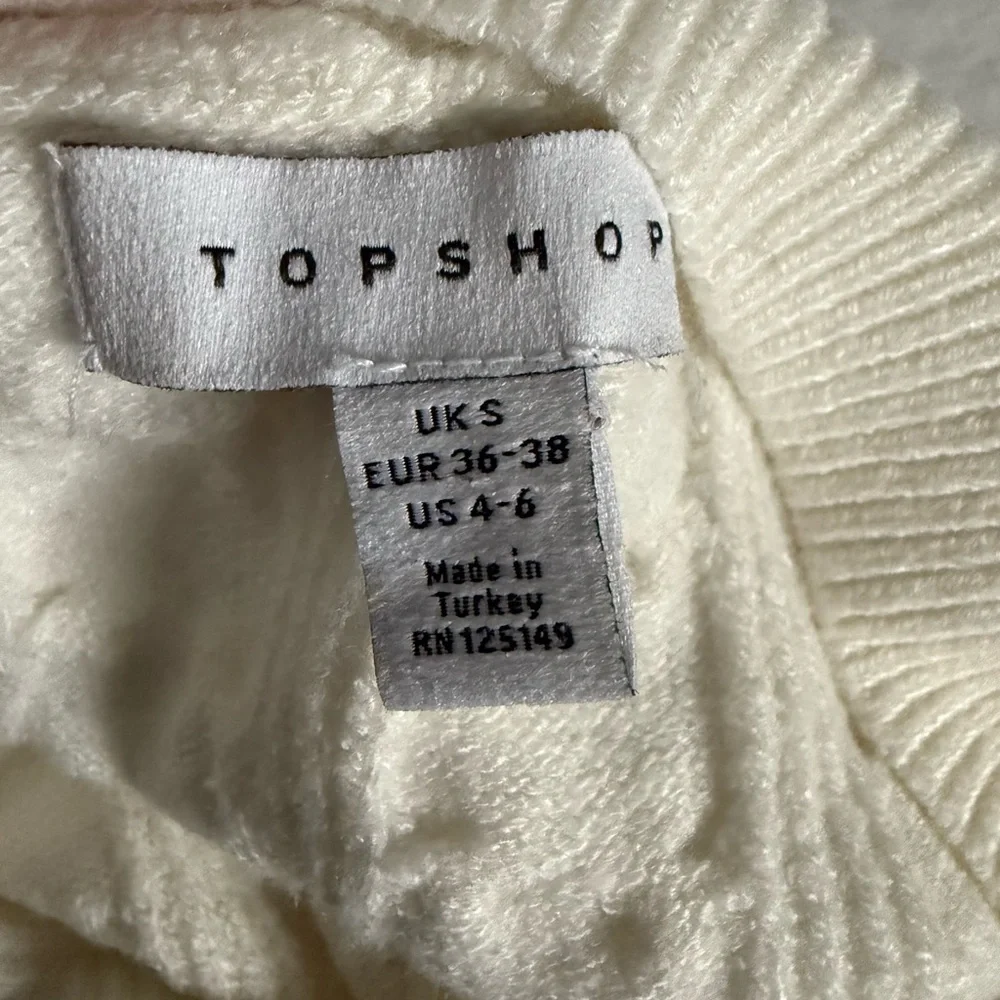 Topshop Cream V-Neck Cable Knit Sweater